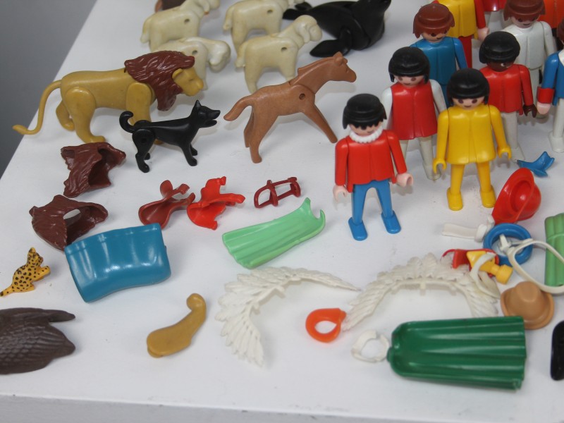 Groot lot (vintage) playmobil - 100+ figuurtjes/diertjes/accessoires