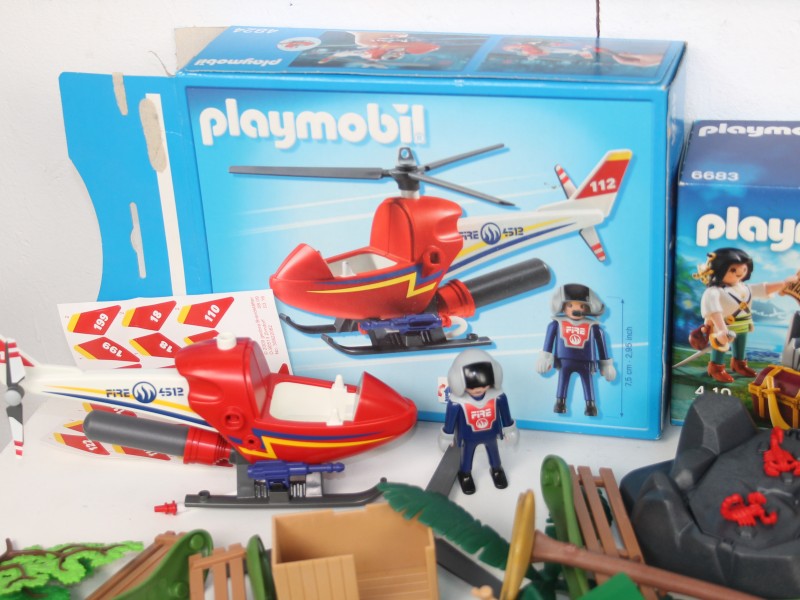 Groot lot (vintage) playmobil - 100+ figuurtjes/diertjes/accessoires