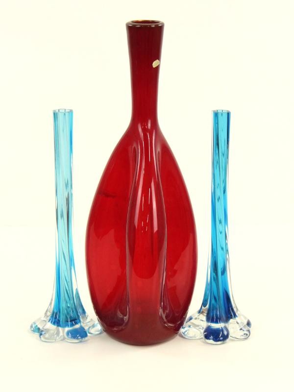Set van drie vintage vazen uit glas