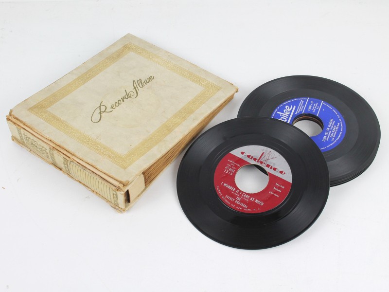 Vintage Record Album voor 15 Singles