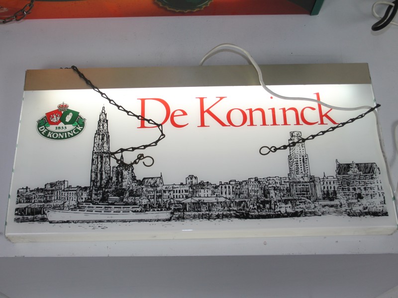 4 lichtreclame borden De Koninck