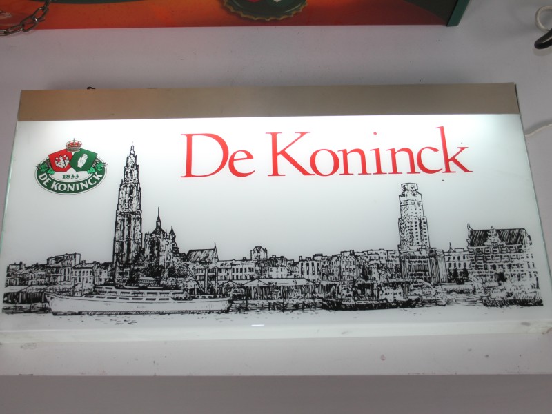 4 lichtreclame borden De Koninck