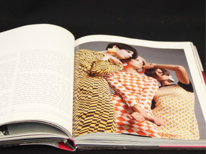 Kunstboek: Fabulous Frocks door Jane Eastoe & Sarah Gristwood