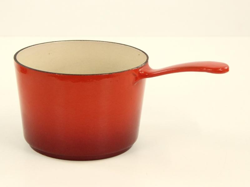 Set van 3 kookpotten: 2 met deksel en 1 steelpan door Le Creuset