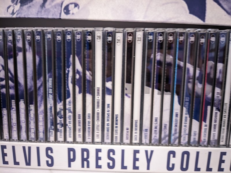 The original Elvis Presley Collection [50 CD's]