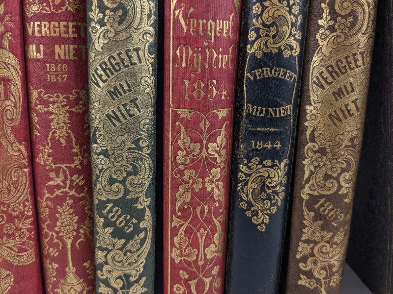 Vergeet mij niet - muzen-almanak. [18St van tussen 1844 en 1865]