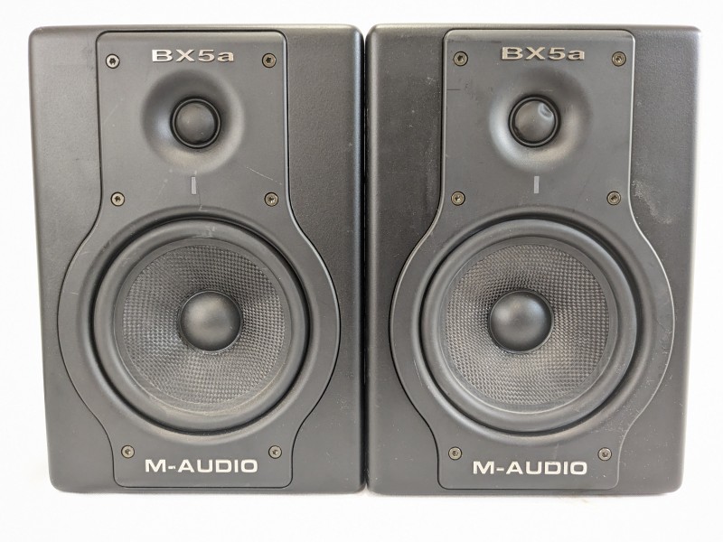 M-Audio BX5a Deluxe [UPDATE: 2 ingedeukte tweeters]