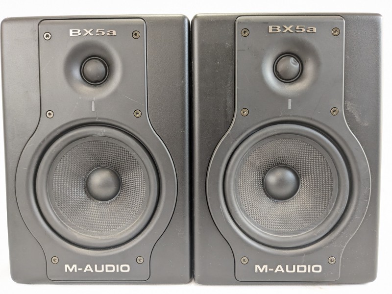 M-Audio BX5a Deluxe [UPDATE: 2 ingedeukte tweeters]