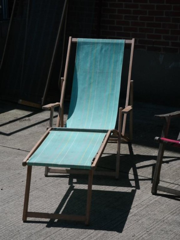 3 vintage houten vouwstoelen