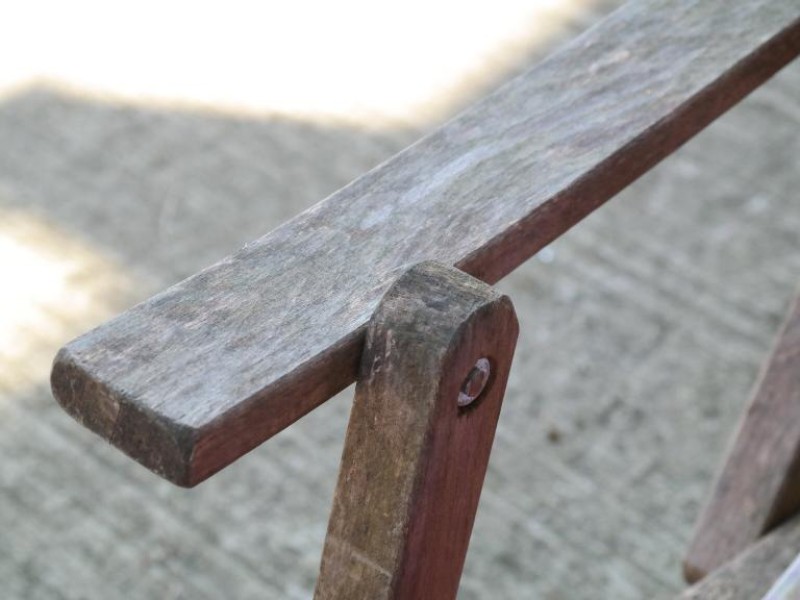 3 vintage houten vouwstoelen