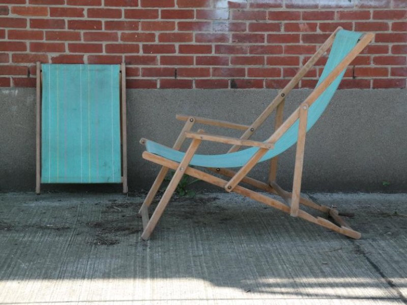 3 vintage houten vouwstoelen