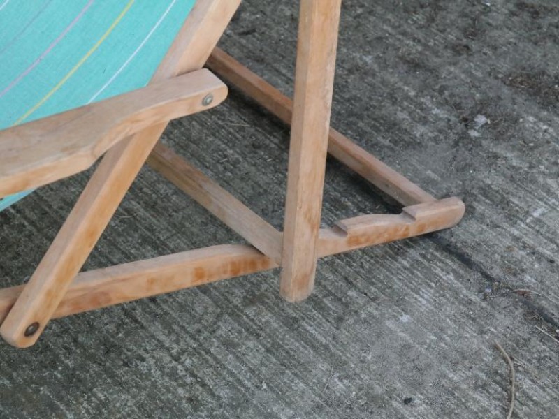 3 vintage houten vouwstoelen