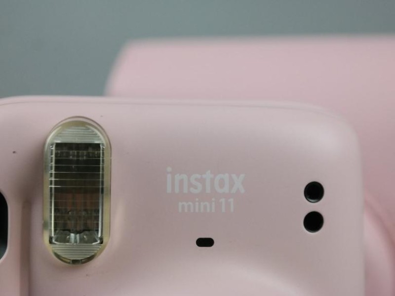 Instax 11