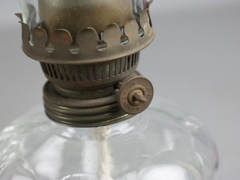 Elegante vintage glazen olielamp