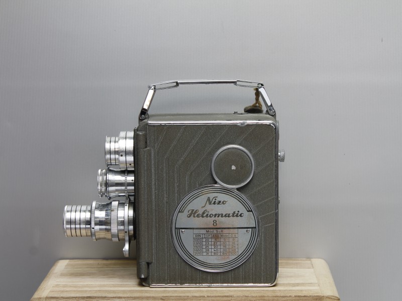 Vintage filmcamera "Nizo Heliomatic" (Art. 868)