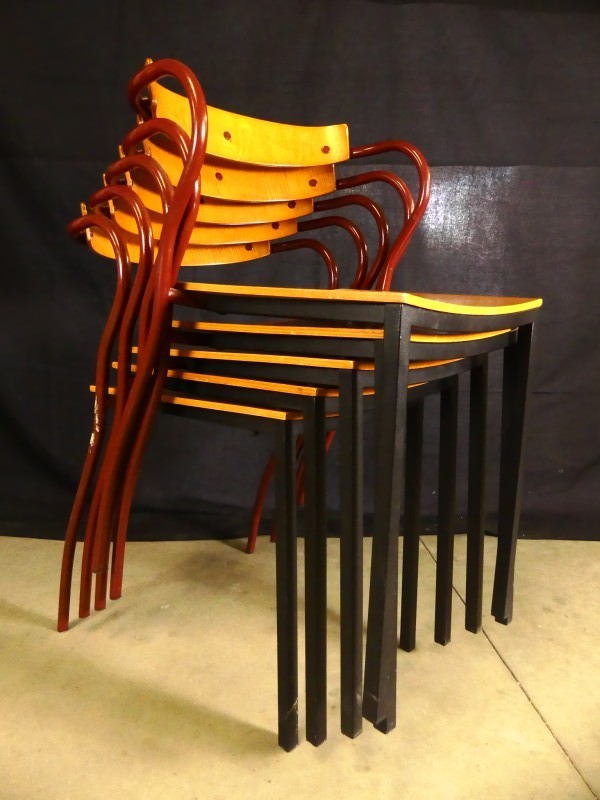 5 'Artelano' eetstoelen