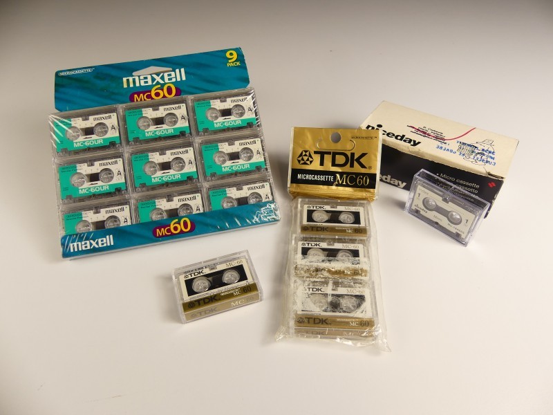 21 Microcassette's