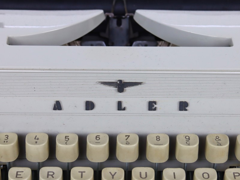 ADLER Vintage schrijfmachine - GABRIELE 10