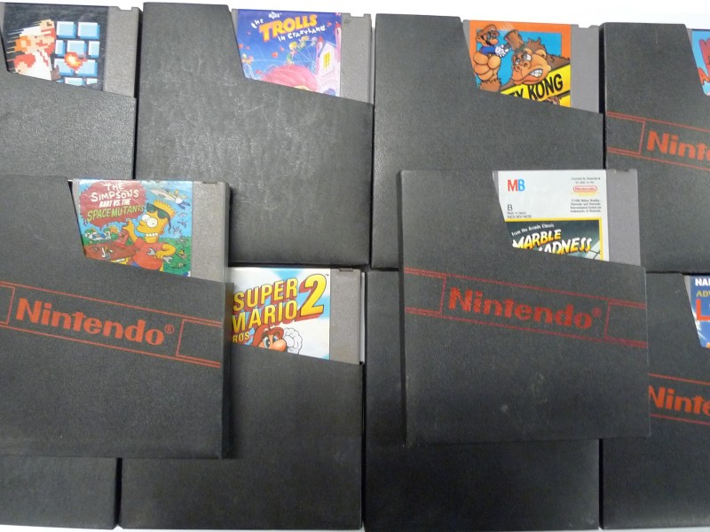 14 Nintendo Nes games & 35 Nintendo DS games