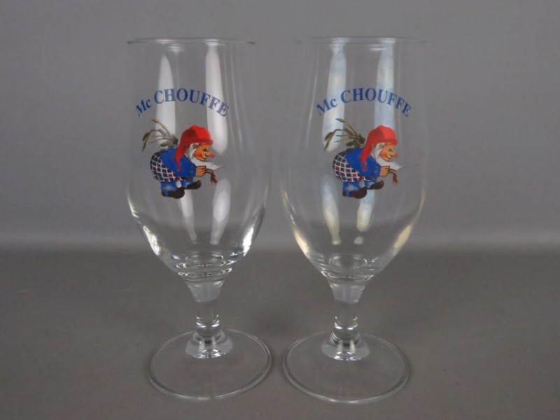 2 Mc Chouffe glazen