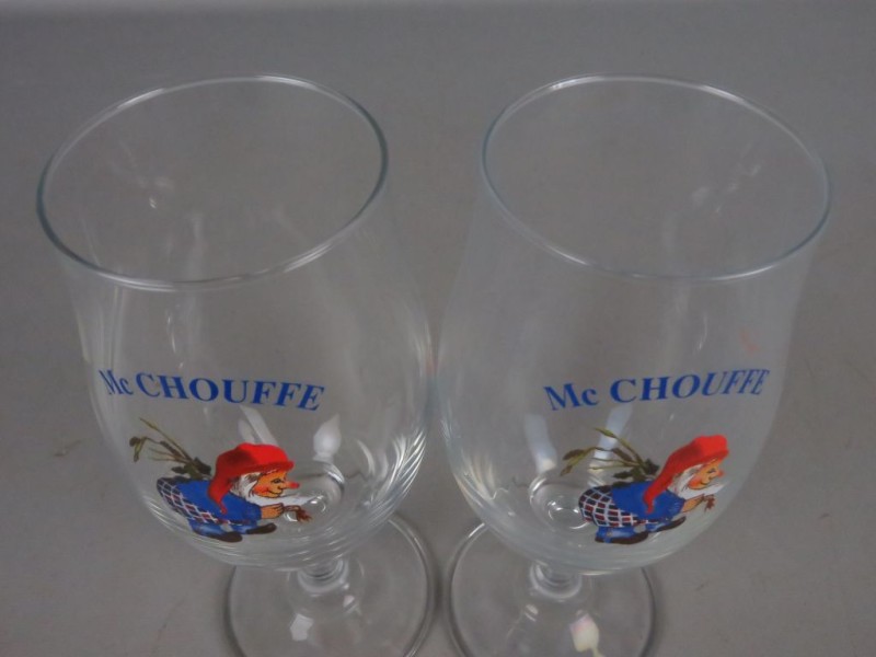 2 Mc Chouffe glazen