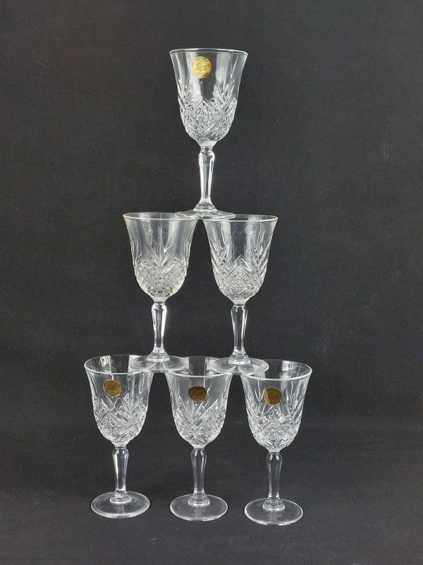 set van 6 cristal d'arc glaasjes