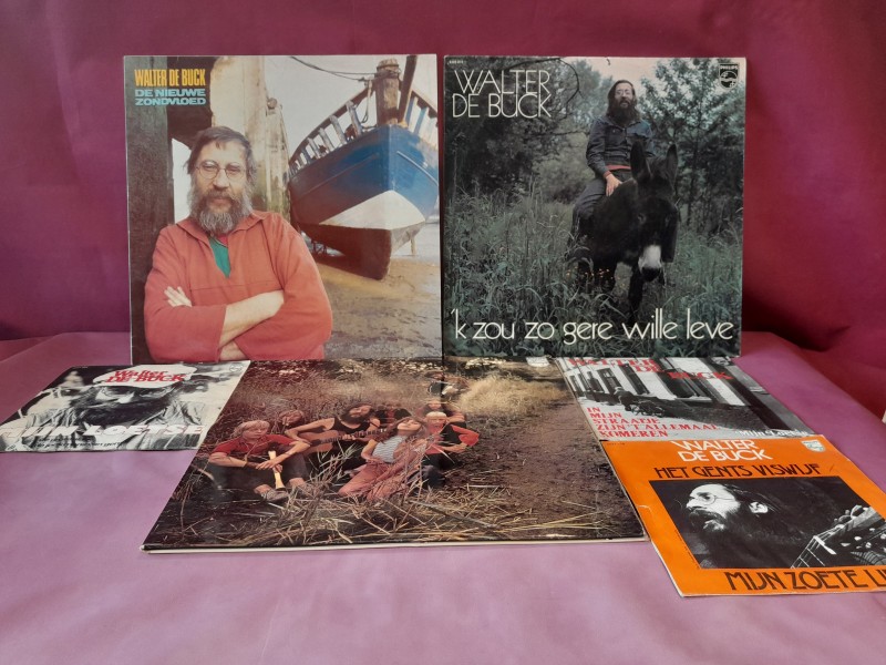 3 Lp's en 3 singles Walter De Buck