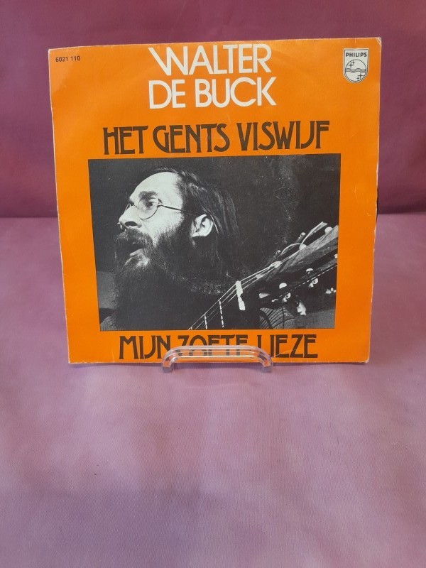 3 Lp's en 3 singles Walter De Buck