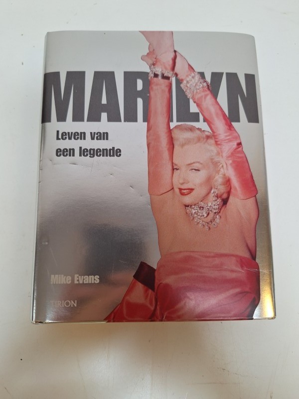 Set Marilyn Monroe items