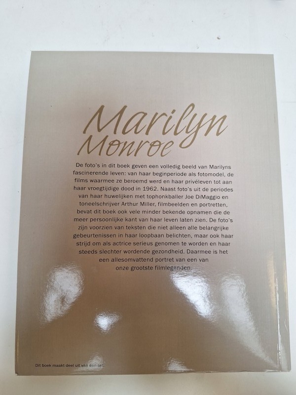 Set Marilyn Monroe items