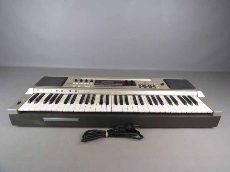 Casio CT-7000 Casiotone 61-Key Synthesizer + 1 jaar garantie  (getest en werkt)