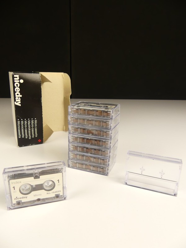 21 Microcassette's