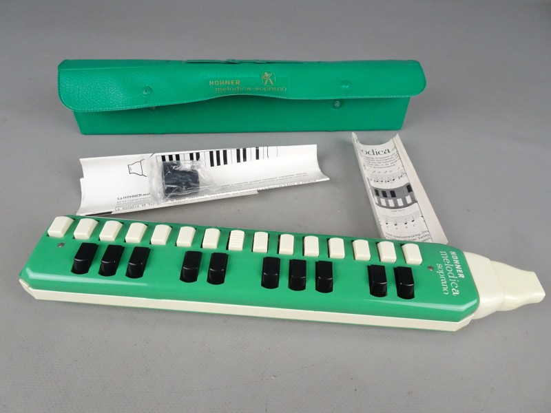 2 Hohner soprano melodica's