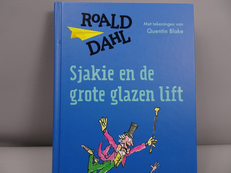 2 hardcover boeken "Roald Dahl - Sjakie"