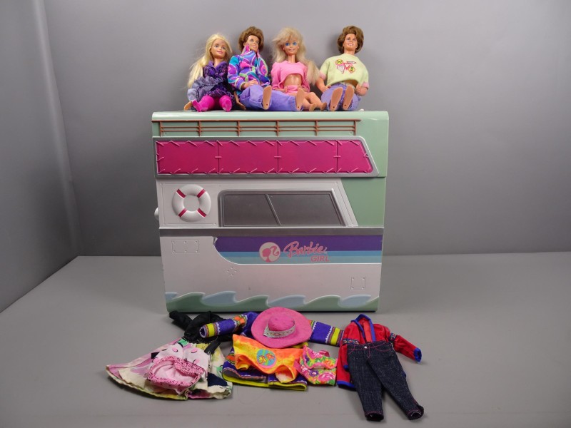 Lot Barbie jet+ barbie poppen + accessoires