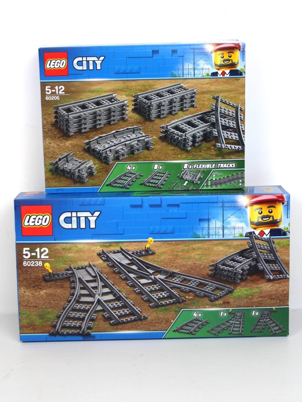 Ongeopende Lego City Treinsporen - 2 sets