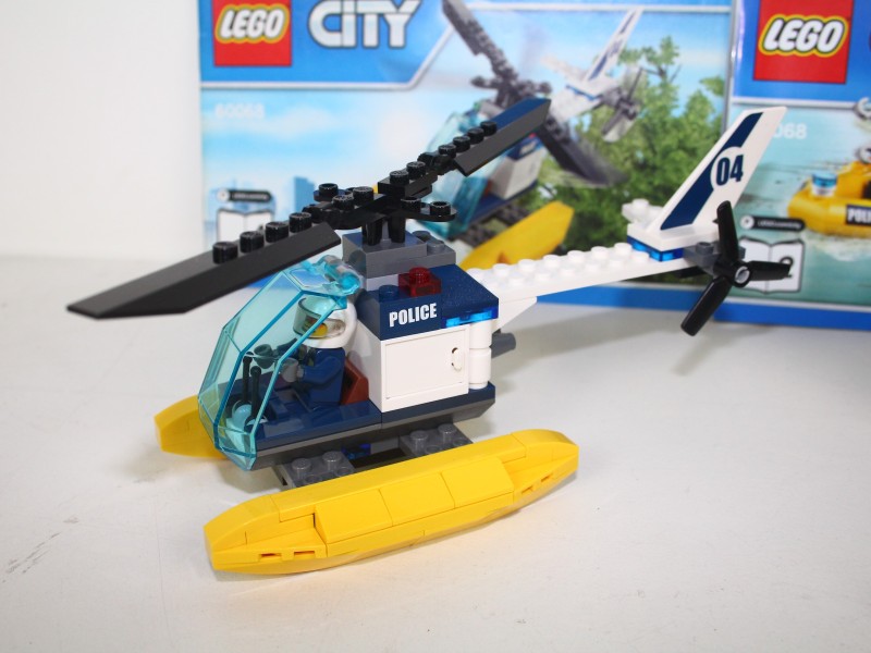 Lego City - Moeraspolitie - 60068 + 60066