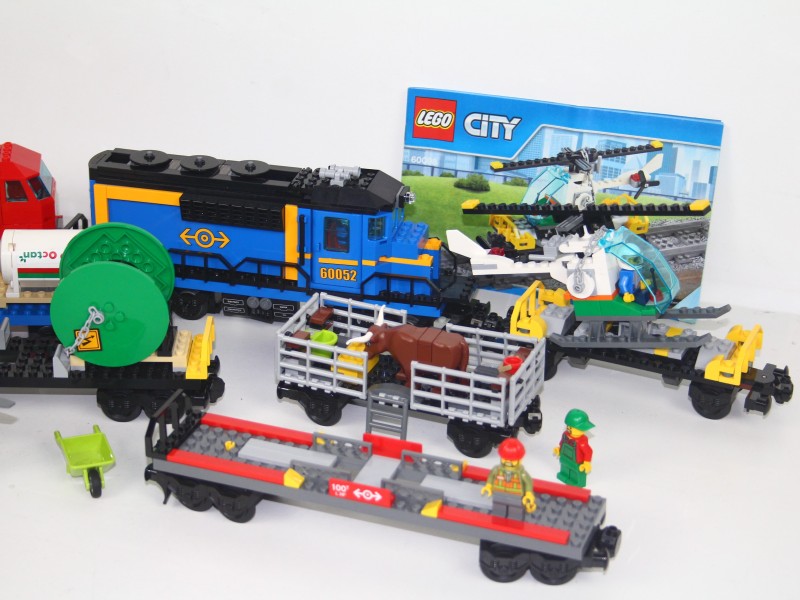 Lego City - Diverse treinen - 60052/60098