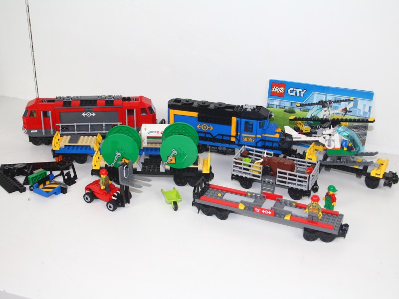 Lego City - Diverse treinen - 60052/60098