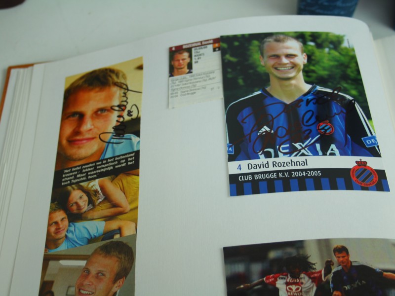 GIGANTISCHE collectie voetbal handtekeningen - Club Brugge, Anderlecht, Standard, etc.