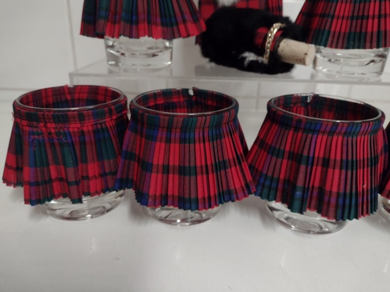 Schotse Tartan fles & glazen