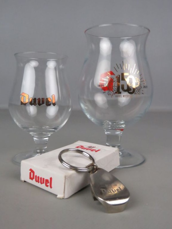 Duvel 15cl. en jubileumglas 150 jaar Duvel 33cl