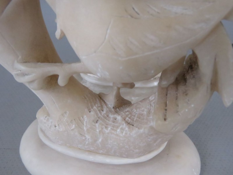 Alabaster haantjes