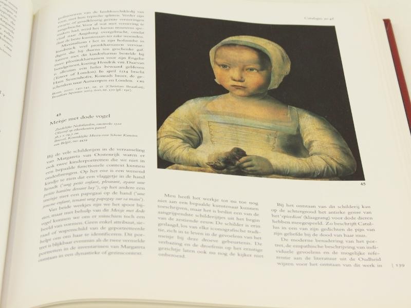 Kunstboek: Dames met Klasse door het Davidsfonds uit Leuven - jaar 2005