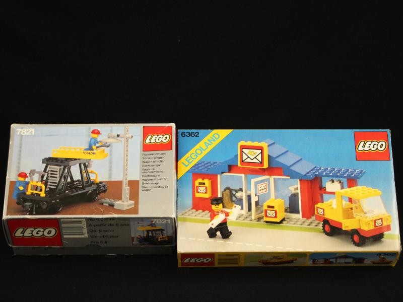 Lot van 2 Vintage LEGO Sets in Originele Dozen (Ongecontroleerd)