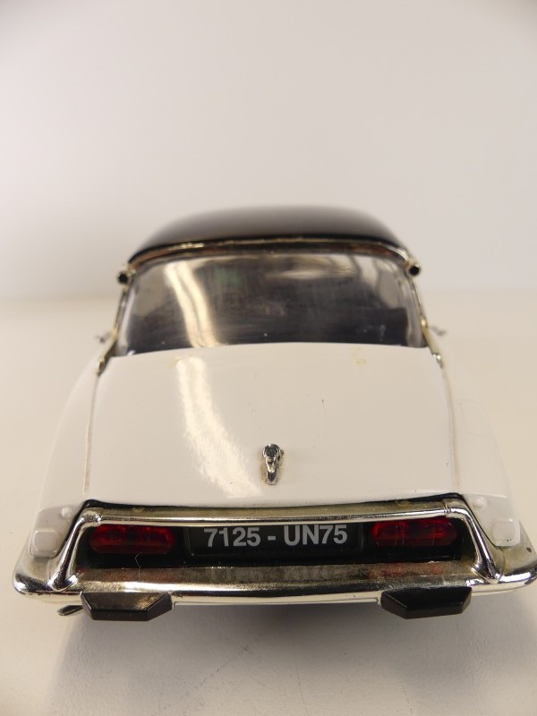 Solido Citroen D19 schaalmodel