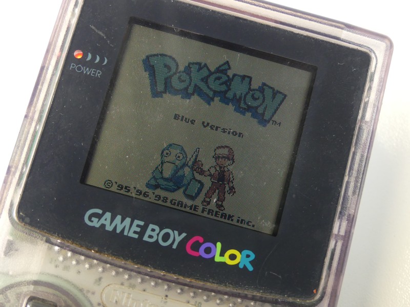 Game Boy Pokemon Blue Spel