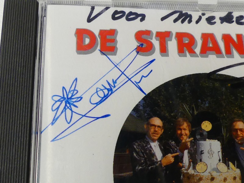 CD - De Strangers – Ons 25ste  ''Gesigneerd''