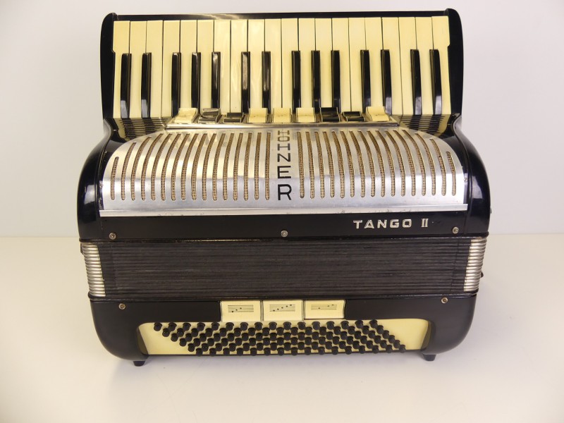 Hohner Tango II M