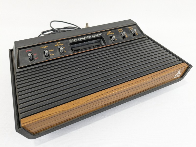 Atari 2600 Originele "woodgrain"uitvoering